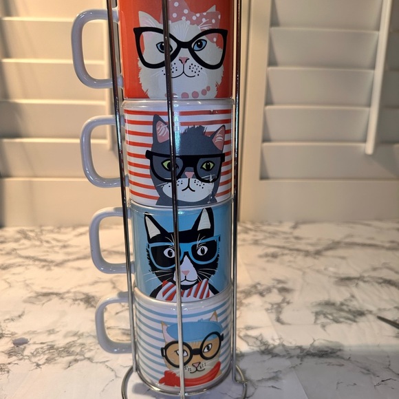 Cat-Themed Stackable Mug Set - Picture 2 of 4